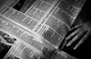 Giornali - Media - Giornalismo - Informazione - Photo Hayden-Walker-ihiEd-_4TNY-Unsplash
