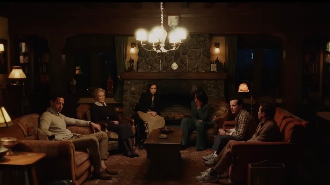 Il cast di Wake Up Dead Man, terzo capitolo di Knives Out