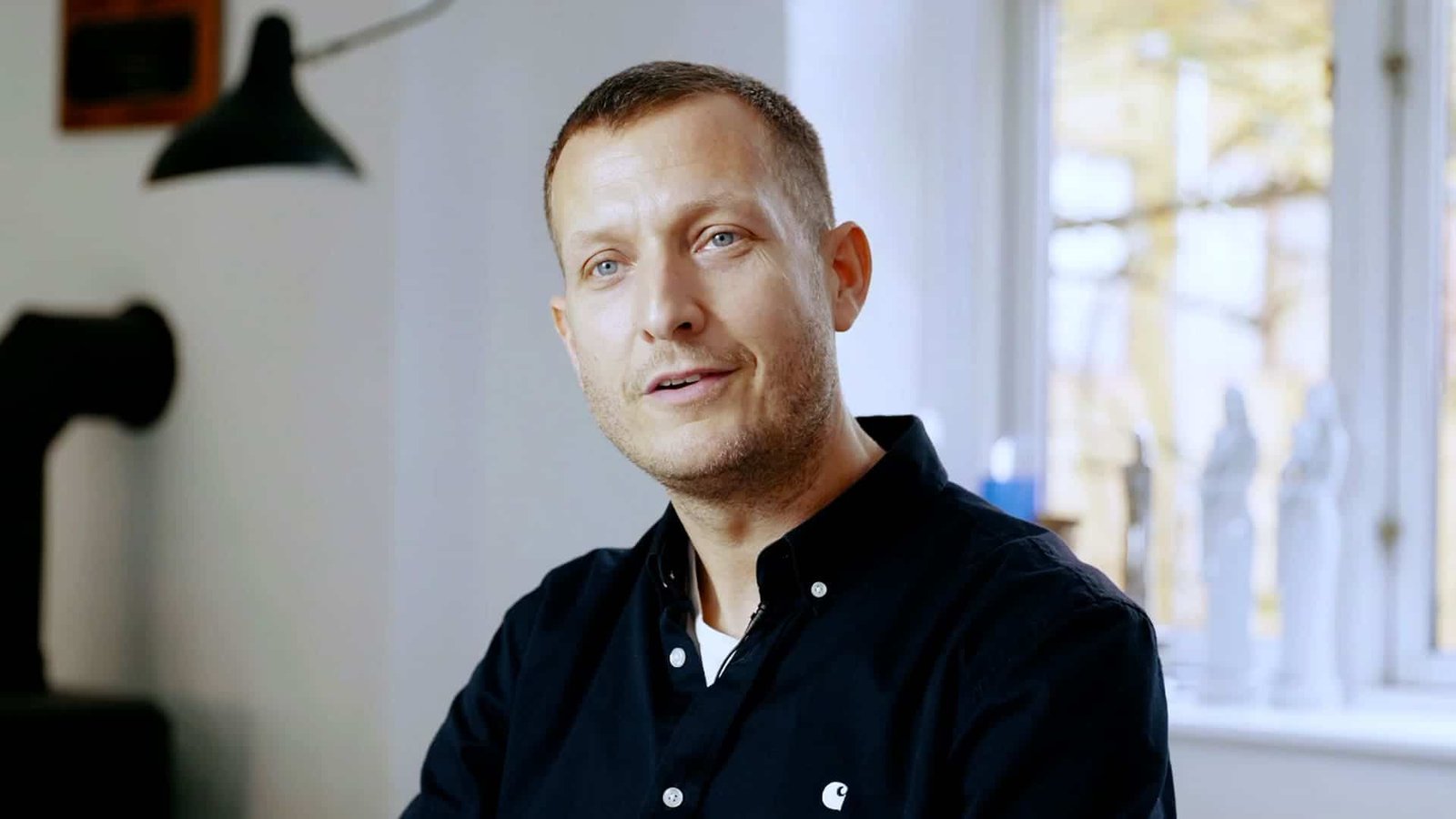 making-the-investigatio-sceneggiatore-Tobias-Lindholm-blog-Il-Biondino-della-Spider-Rossa-analisi